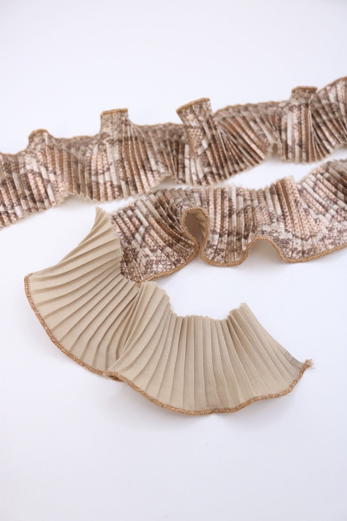 Tira plisada Snake Beige